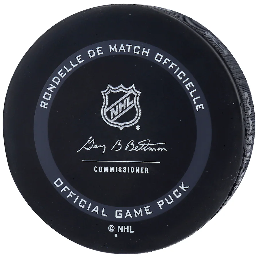 Vince Dunn Signed Seattle Kraken  2021-22 Inaugural Season Official Game Puck (Fanatics)