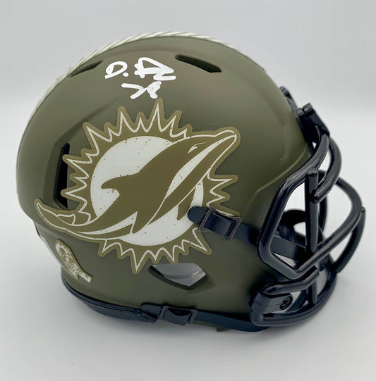 De'Von Achane Signed Miami Dolphins Salute to Service Riddell Speed Mini Helmet (Beckett)