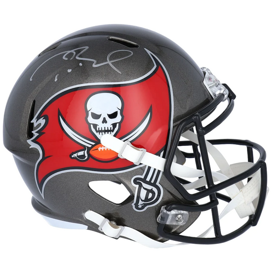 Tom Brady Signed Tampa Bay Buccaneers Riddell Speed Authentic Helmet (Fanatics)