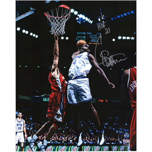 Chris Webber Signed  Sacramento Kings  16" x 20" Dunk vs. Hawks Photograph with "HOF 21" Inscription (Fanatics)