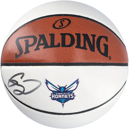 Gordon Hayward  Signed Charlotte Hornets  Spalding White Panel Basketball (Fanatics)