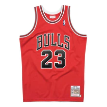 Michael Jordan Signed 1997-1998 Chicago Bulls Away Jersey M&N (Upper Deck)