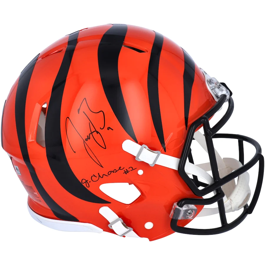 Joe Burrow & Ja'Marr Signed Chase Cincinnati Bengals Riddell Speed Authentic Helmet (Fanatics)