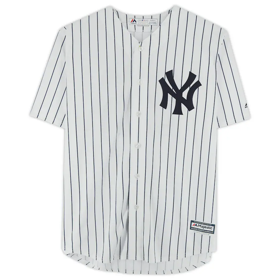 Gleyber Torres Signed White New York Yankees Majestic Replica Jersey (Fanatics)