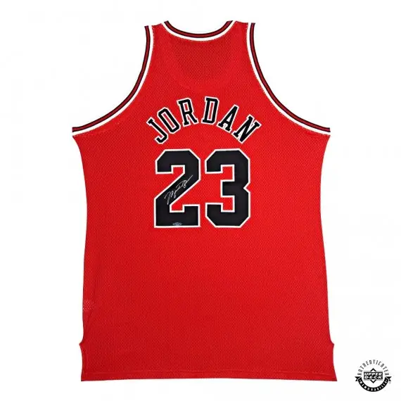 Michael Jordan Signed 1997-1998 Chicago Bulls Away Jersey M&N (Upper Deck)