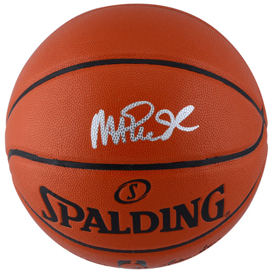 Magic Johnson Signed Los Angeles Lakers  Spalding Indoor/Outdoor Basketball with Silver Ink (Fanatics)