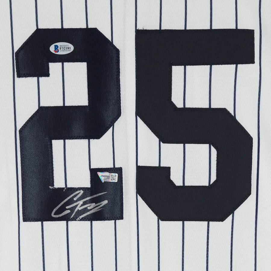 Gleyber Torres Signed White New York Yankees Majestic Replica Jersey (Fanatics)