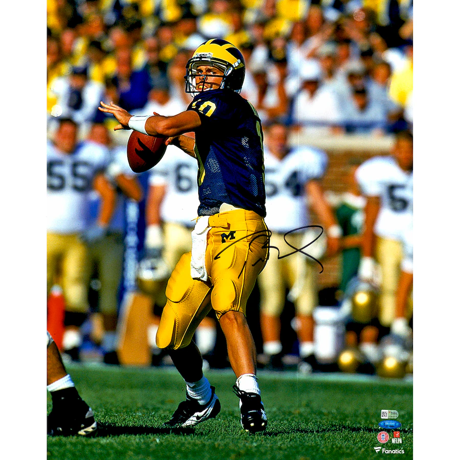 Tom Brady Michigan Wolverines Signed 16" x 20" Blue Throwing Photograph (Fanatics)