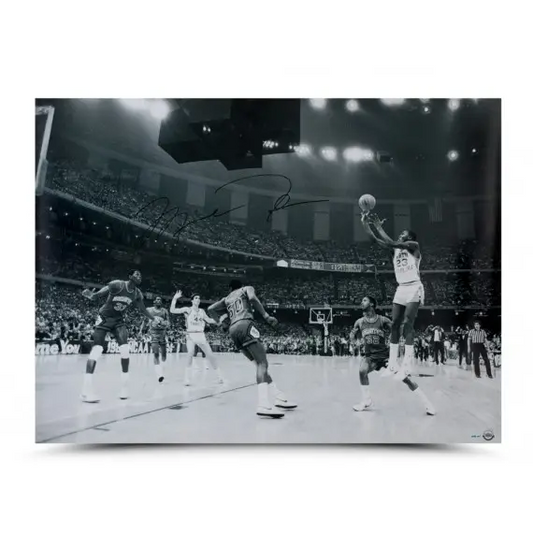 Michael Jordan Signed 1982 NCAA Championship Shot Photo (Upper Deck)