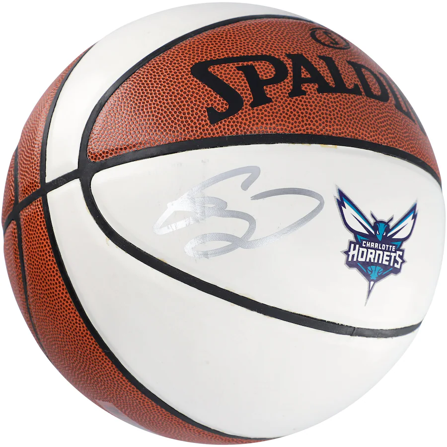 Gordon Hayward  Signed Charlotte Hornets  Spalding White Panel Basketball (Fanatics)